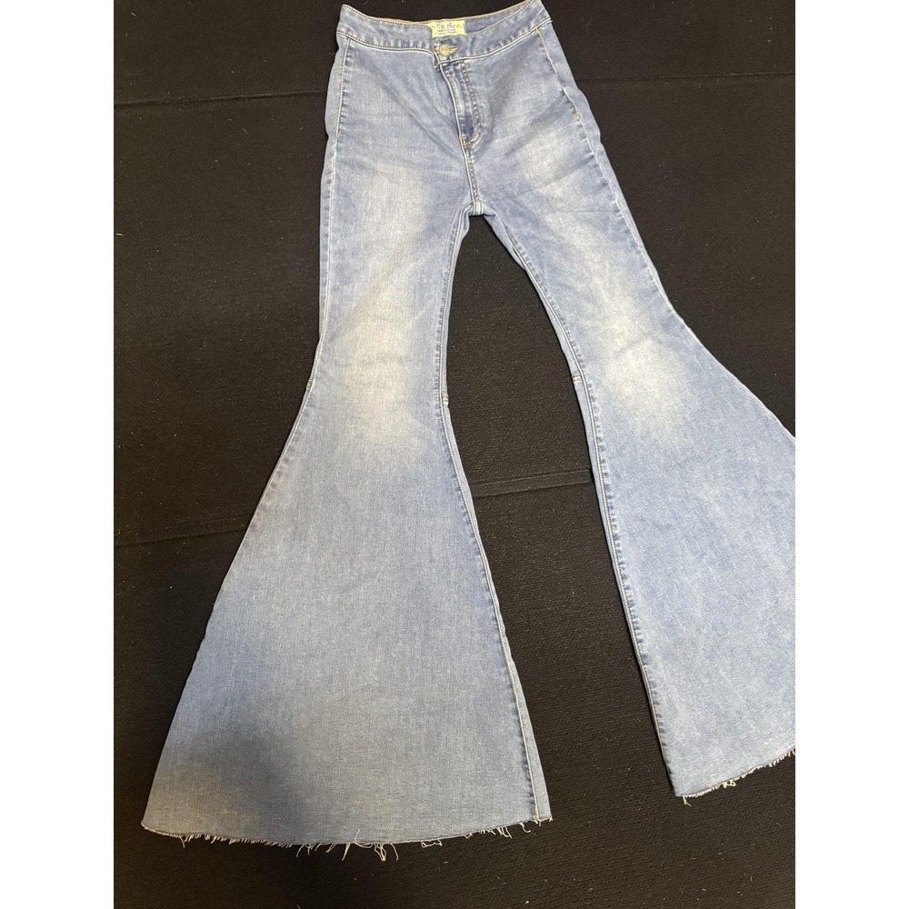 We The Free Free People Jeans 26 Extreme Flare Bell Bottom High Rise Raw Hem - Picture 5 of 14